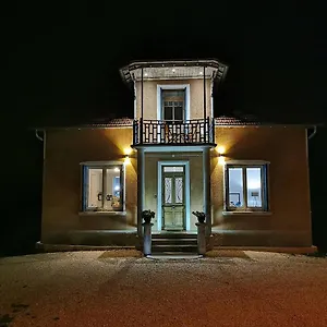 Couette-café La Maison Fleur De Frangipanier Saint-Genix-sur-Guiers