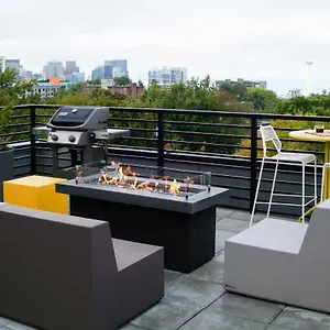 Atrium Unit 105 Apartment Seattle