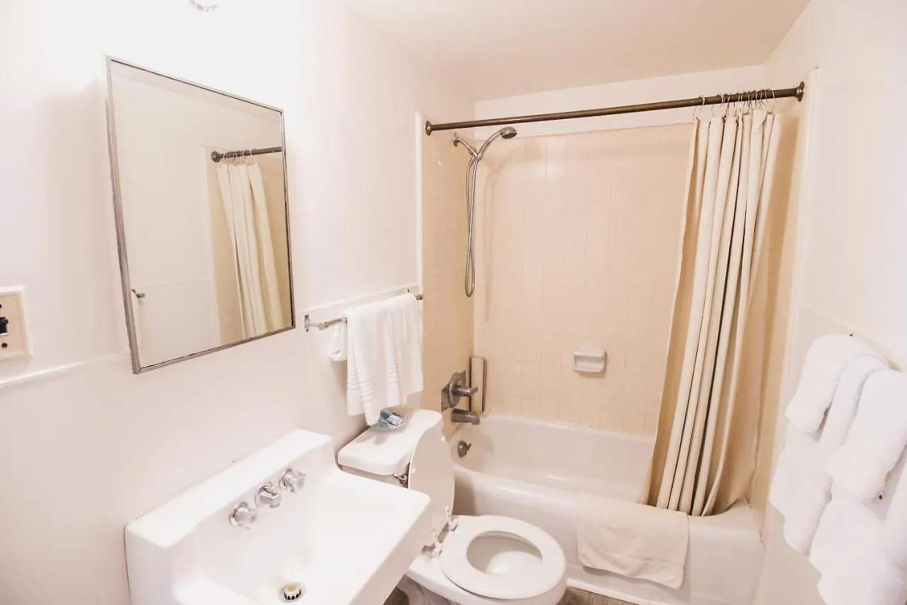 Royal Grove Waikiki Hotel Honolulu
