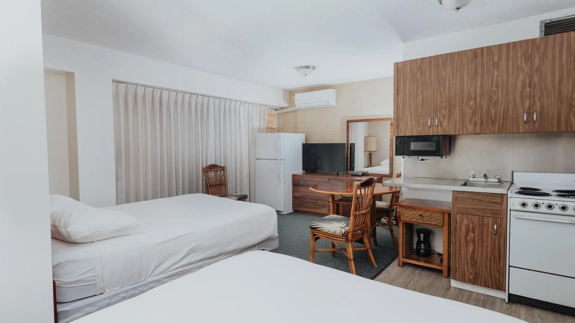 Royal Grove Waikiki Hotel Honolulu