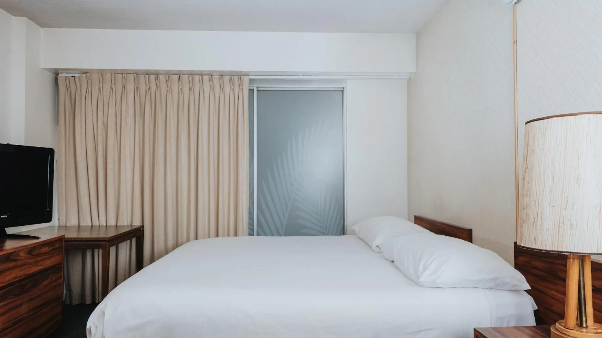 Royal Grove Waikiki Hotel Honolulu