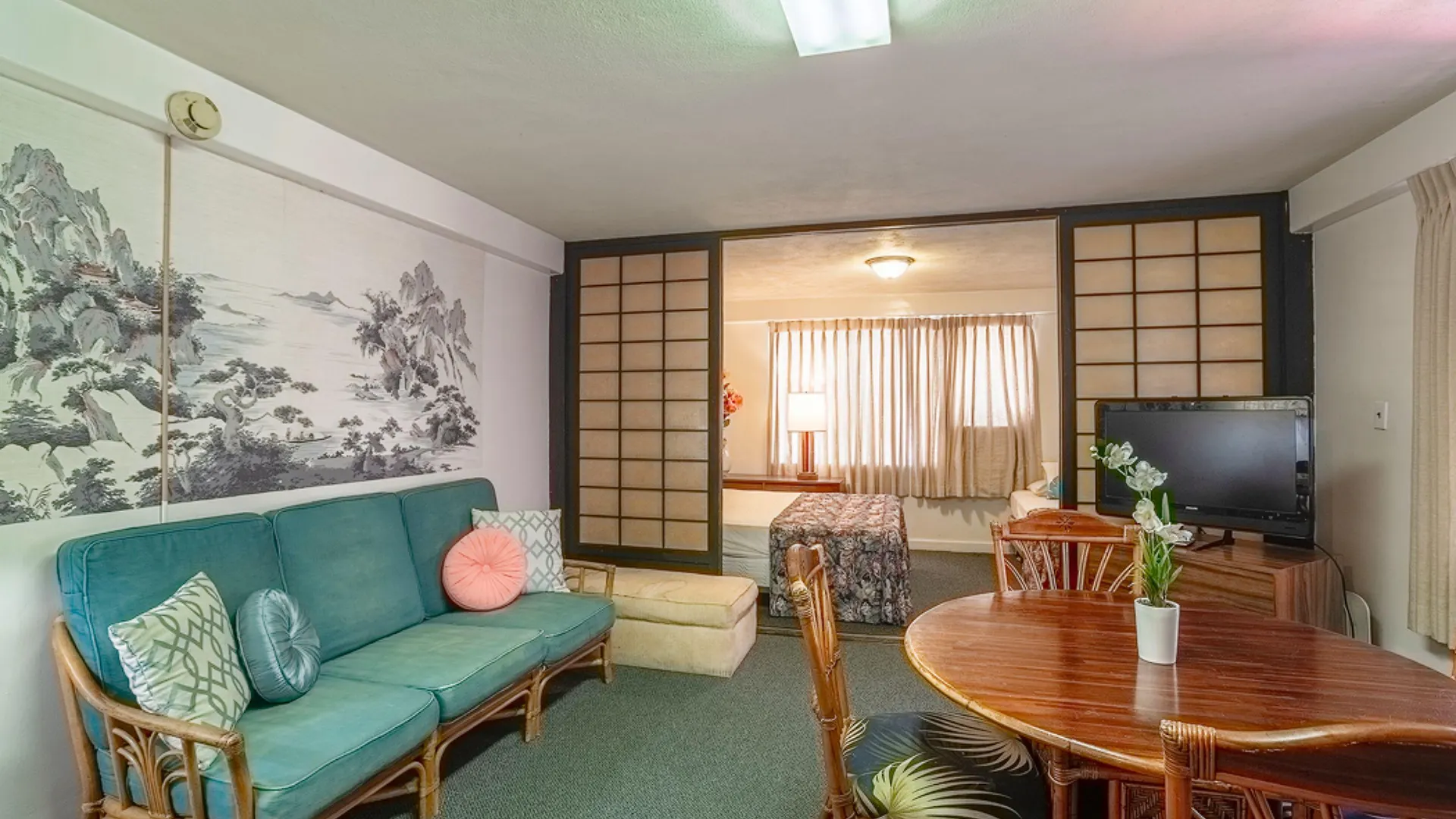 Royal Grove Waikiki Hotel Honolulu