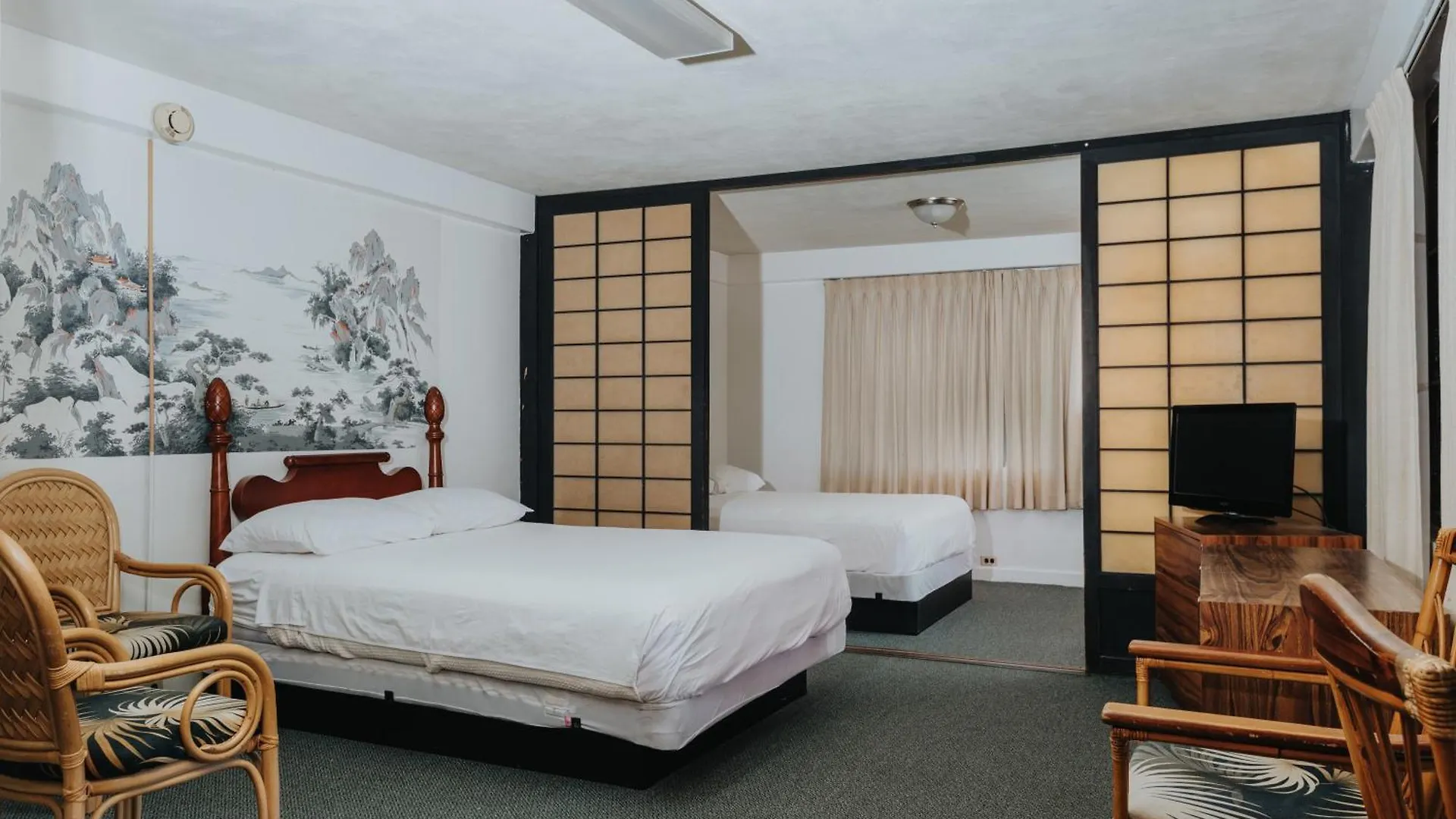 Royal Grove Waikiki Hotel Honolulu