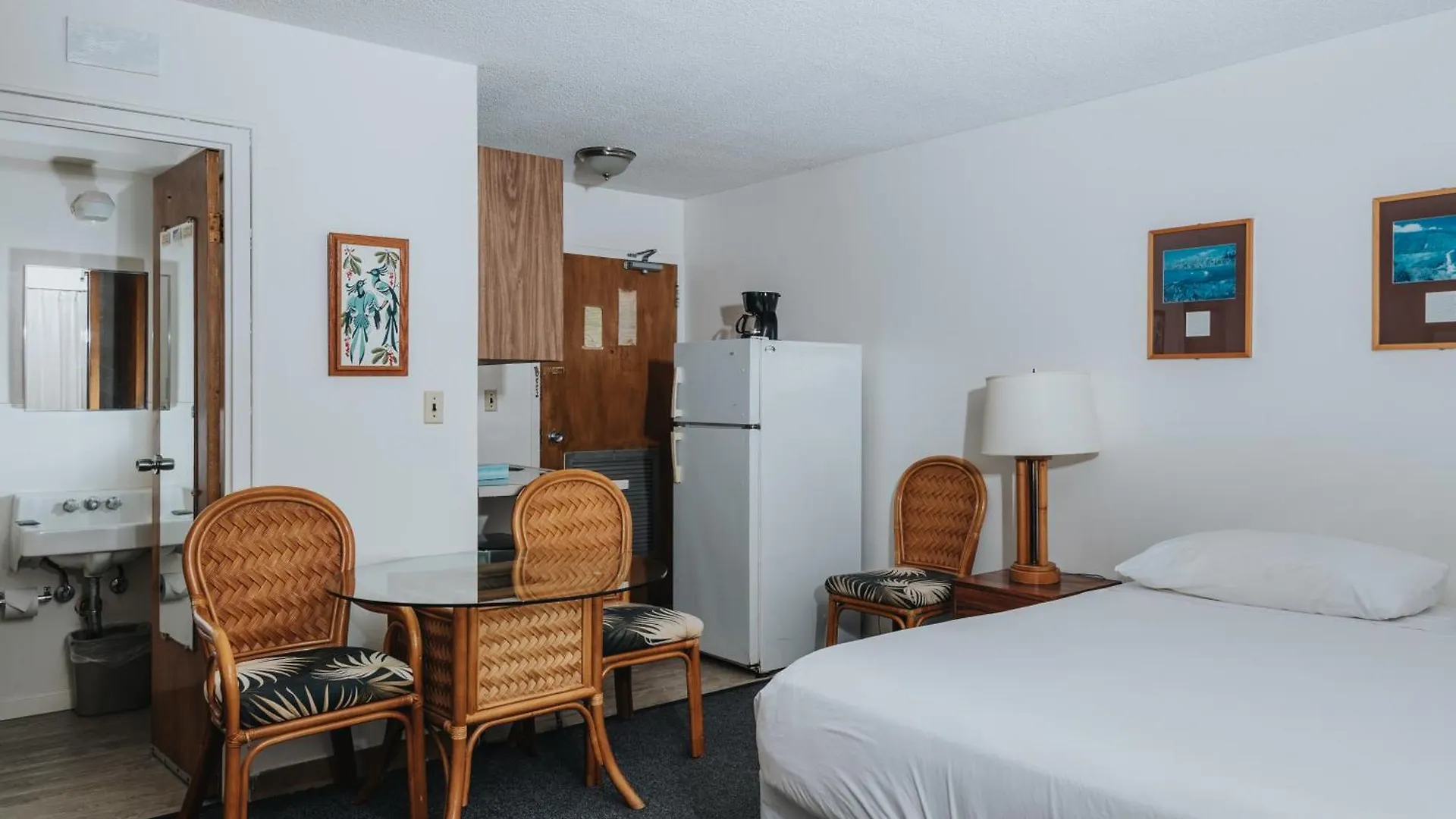 Royal Grove Waikiki Hotel Honolulu
